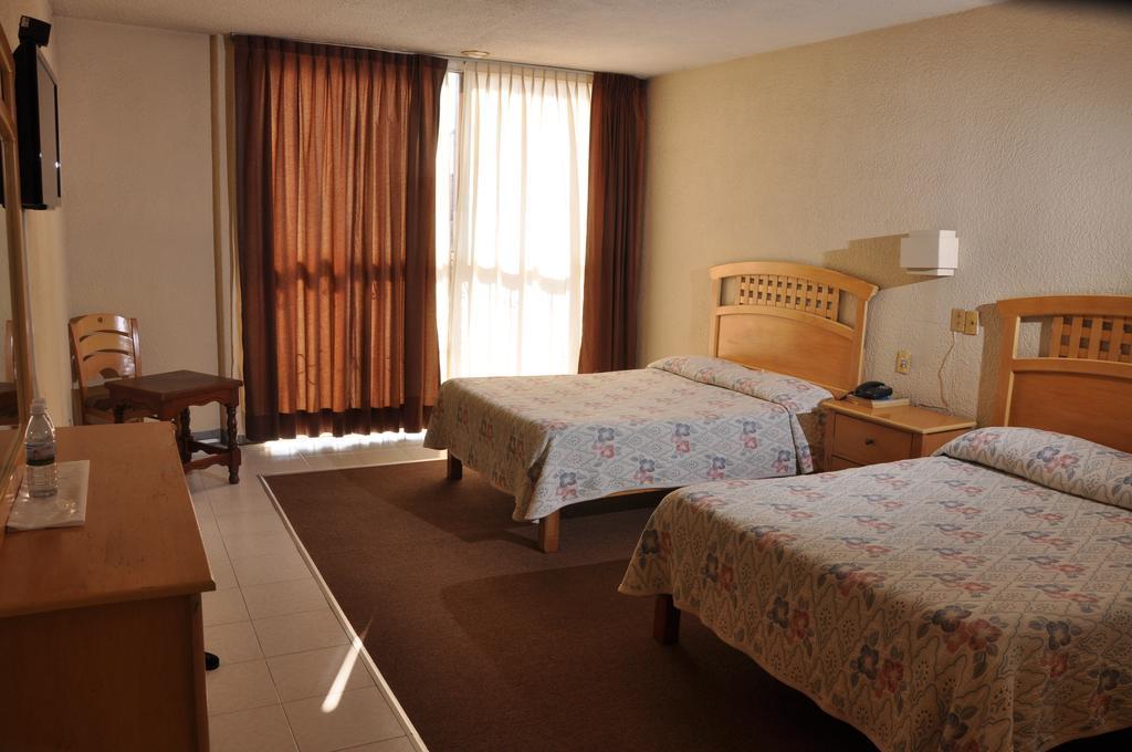 Hotel El Monte Salamanca Kültér fotó