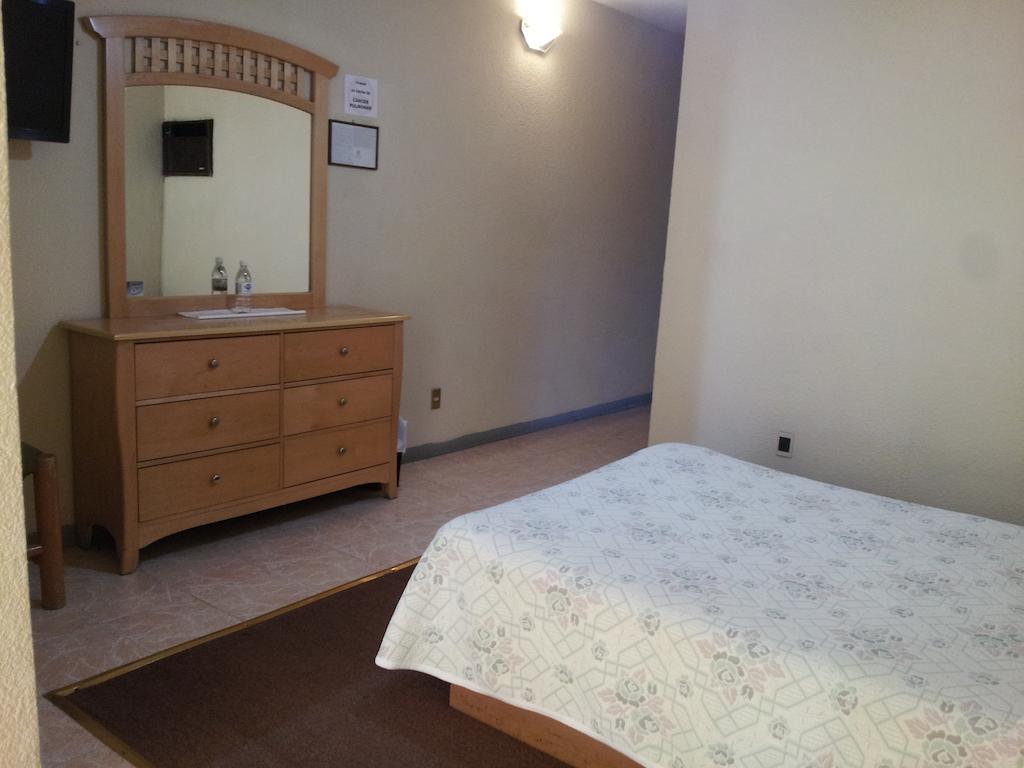 Hotel El Monte Salamanca Kültér fotó