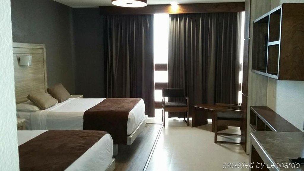 Hotel El Monte Salamanca Kültér fotó