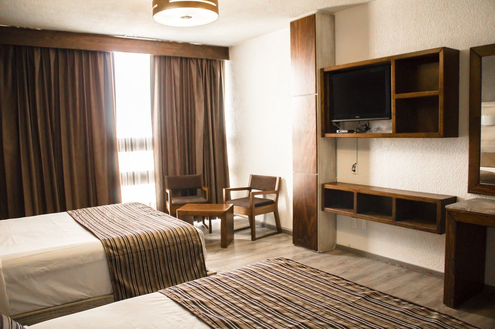 Hotel El Monte Salamanca Kültér fotó