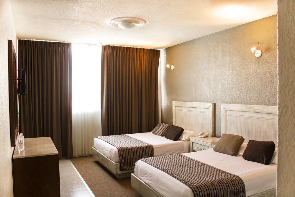 Hotel El Monte Salamanca Kültér fotó