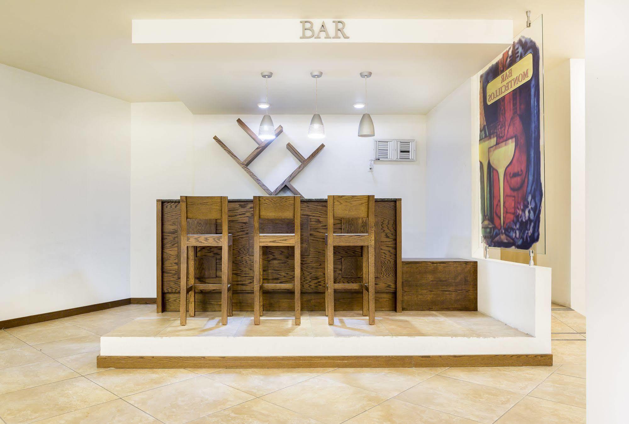 Hotel El Monte Salamanca Kültér fotó
