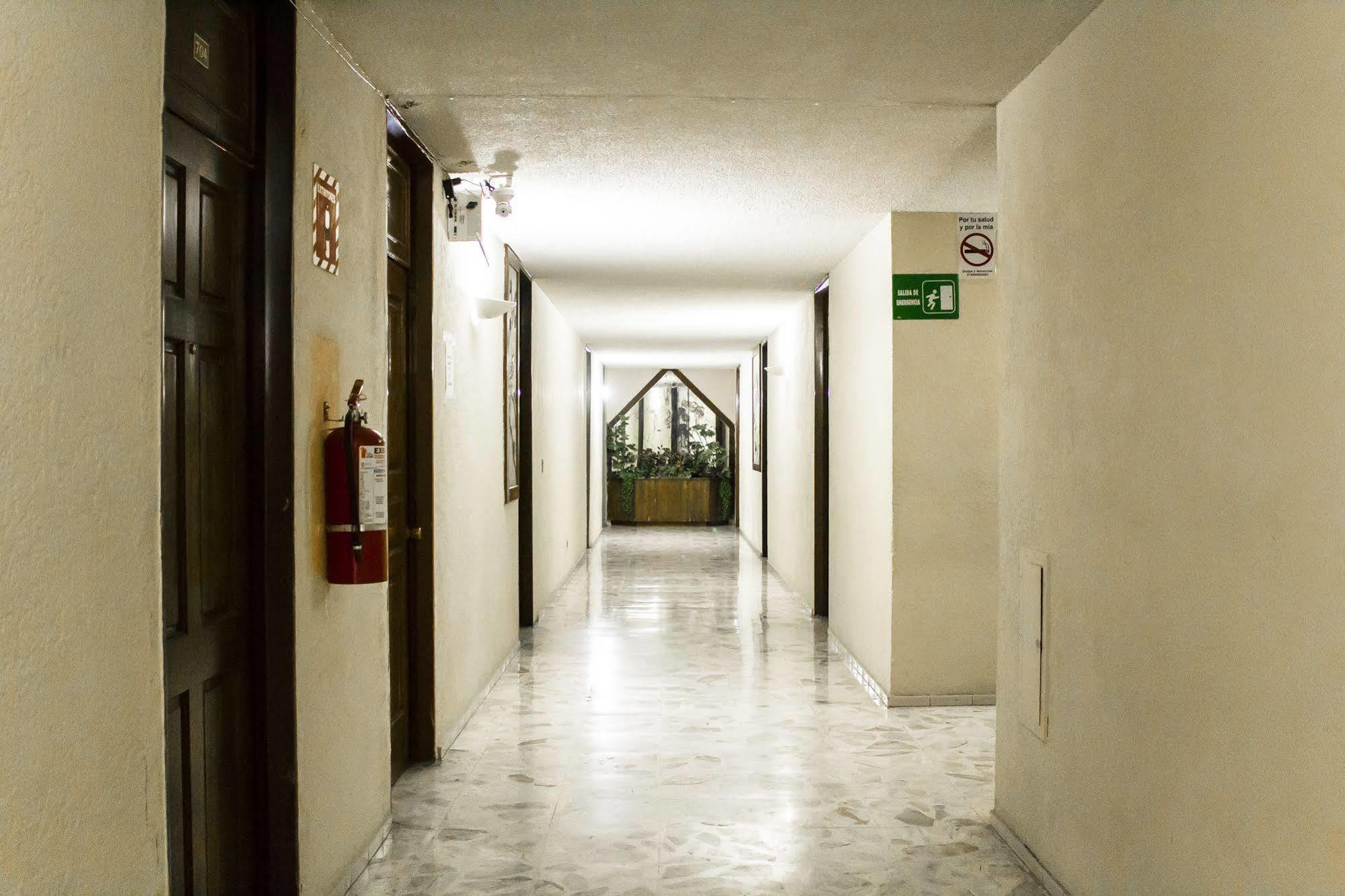Hotel El Monte Salamanca Kültér fotó